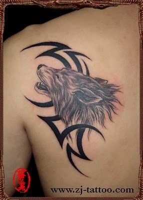 Tribal Howling Wolf Tattoo On Shoulder Back