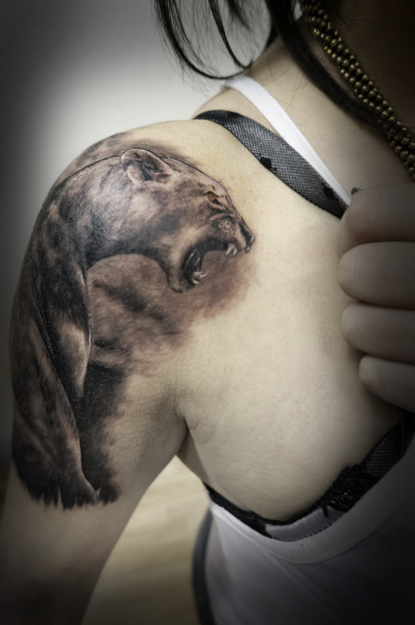 Roaring Lioness Tattoo On Shoulder By Tone