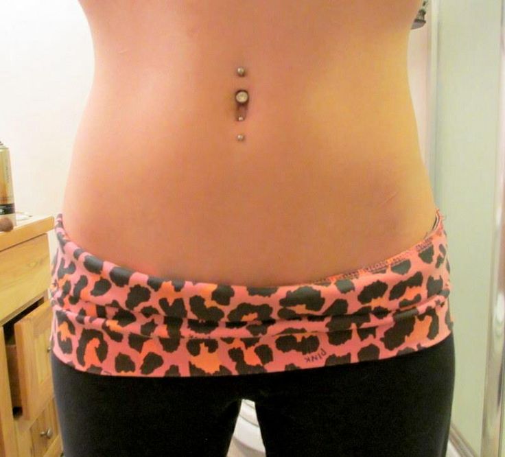 Awesome Vertical Navel Piercing Picture