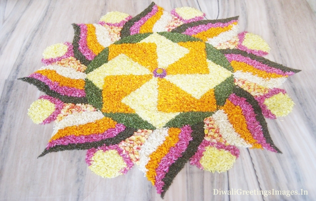 Flowers Free Hand Rangoli Design Idea For Diwali