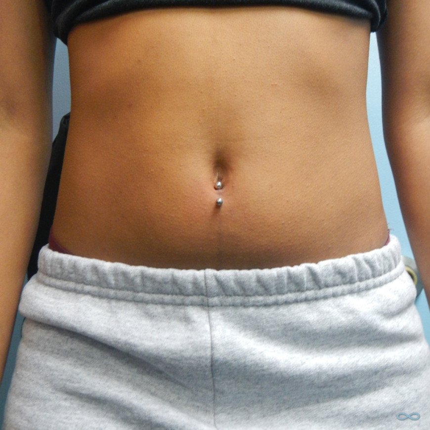 Silver Barbell Navel Piercing Image