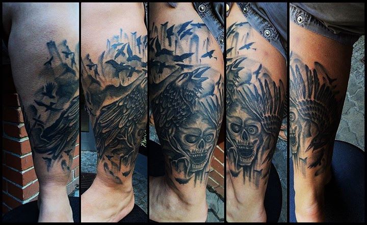 Skull and Vultures tattoo on leg by Salamandra