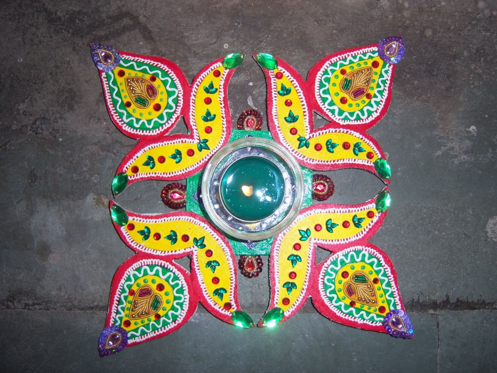 Stylish Rangoli Design Idea For Diwali