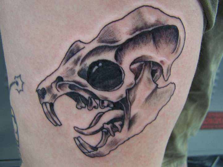 Black And Grey Rat Skull Tattoo On Thigh Joel Bradford Van Goor