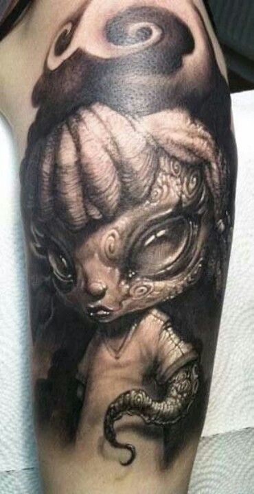 Black Grey Alien Tattoo On Leg Sleeve