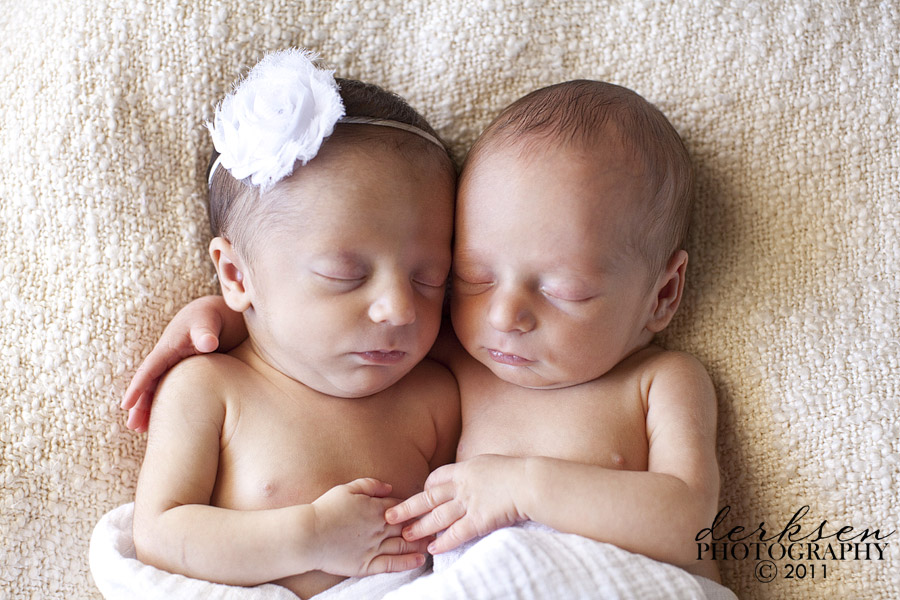 Newborn Twin Babies Sleeping Photo