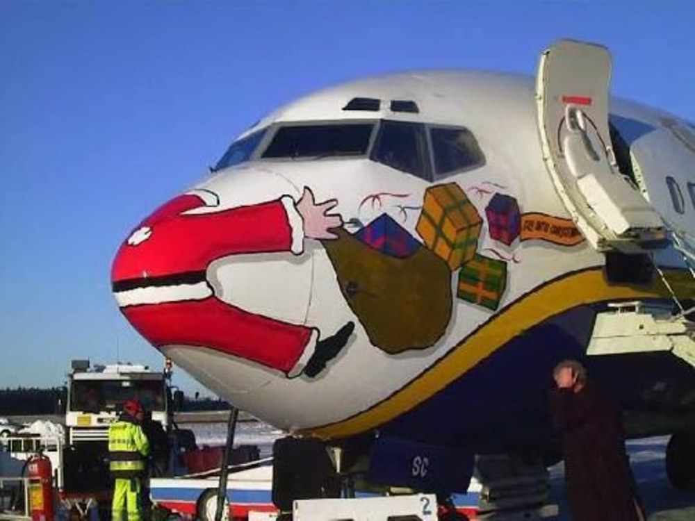 Santa Claus Image On Plane Funny Christmas
