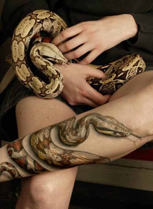 Amazing Realistic 3D Snake Tattoo Leg