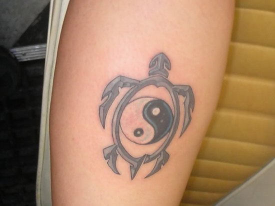 Black And Grey Yin Yang In Turtle Tattoo Design