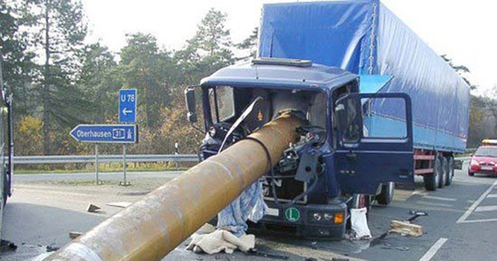 Funny Truck Accident Picture