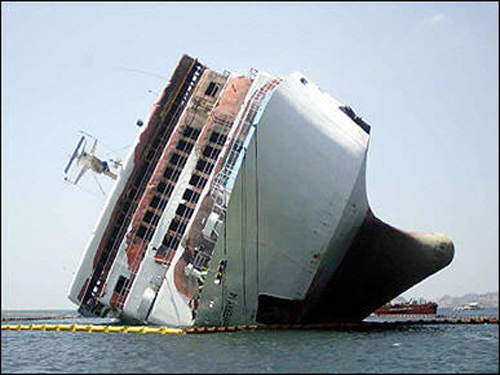 Unbelievable Ship Accident Funny Picture