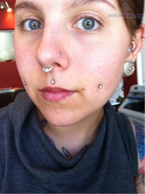 Dimple Cheeks And Philtrum Piercing For Young Girls