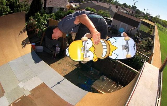 Funny Skateboarding Fallen Picture