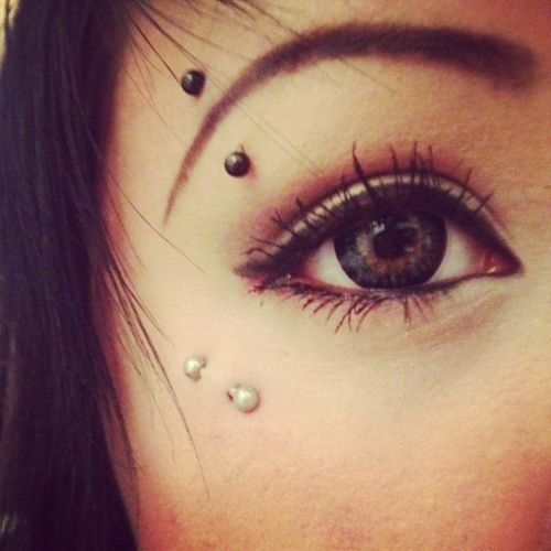 Girl With Eyebrow And Butterfly Kiss Piercing
