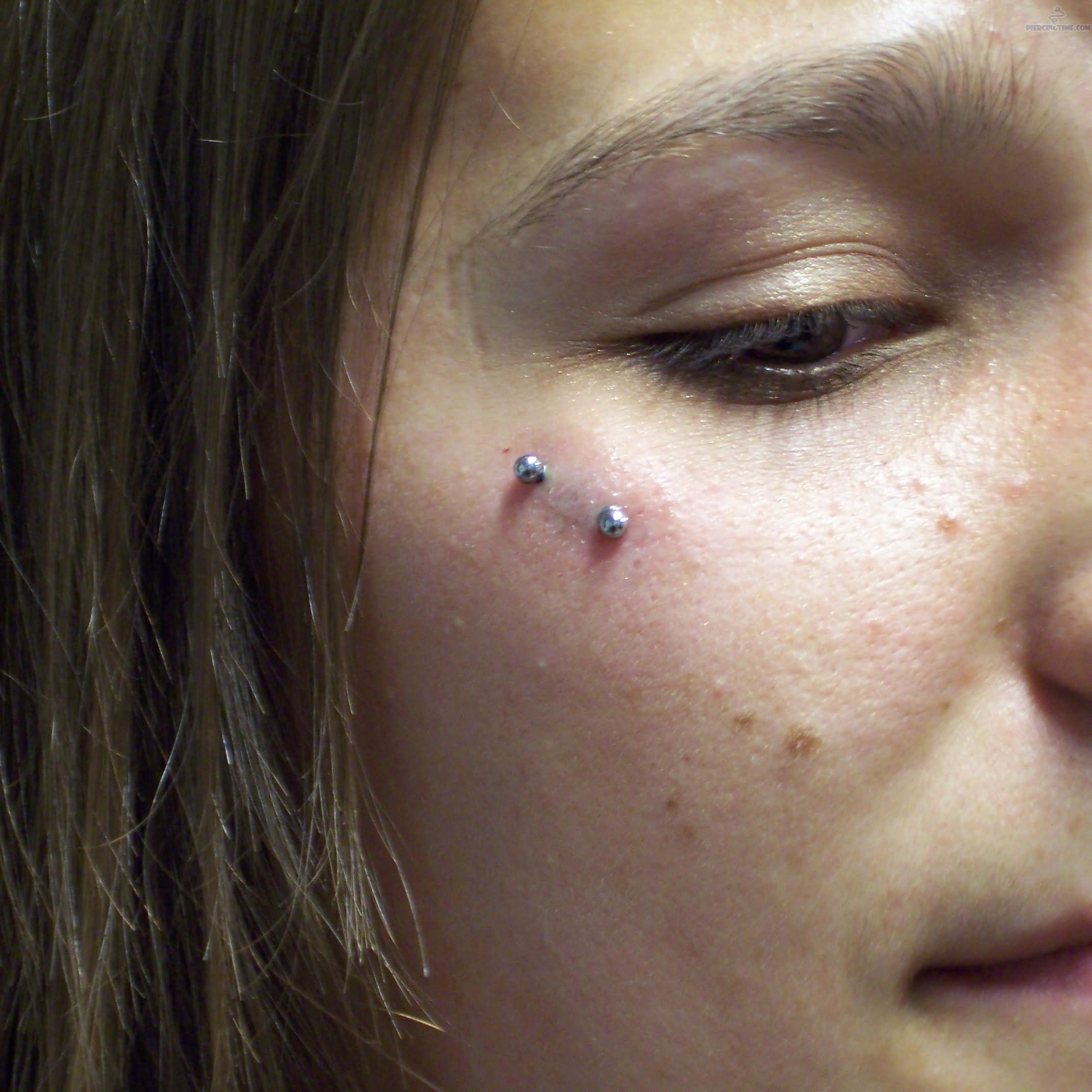 Small Surface Anti Eyebrow Piercing For Girls