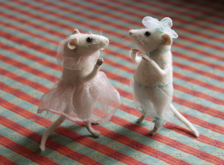 Married Couple Funny Mouse