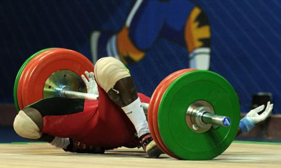 Funny Weightlifting Crash Picture