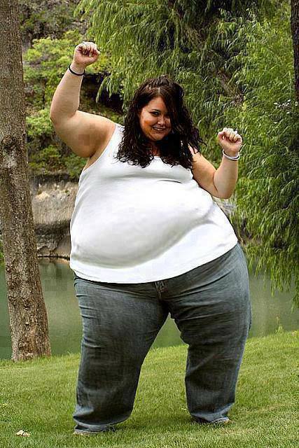Funny Fatty Girl Dancing Picture