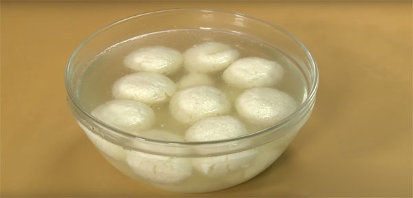 Indian Sweet Dish – Rasgulla Recipe With Images