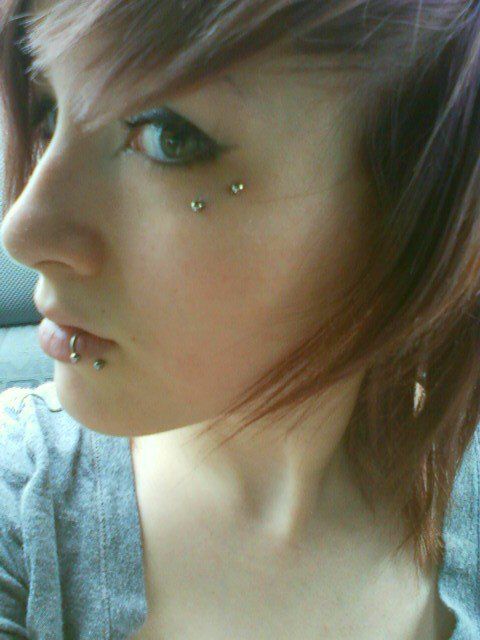 18+ Teardrop Piercing Pictures And Images Ideas