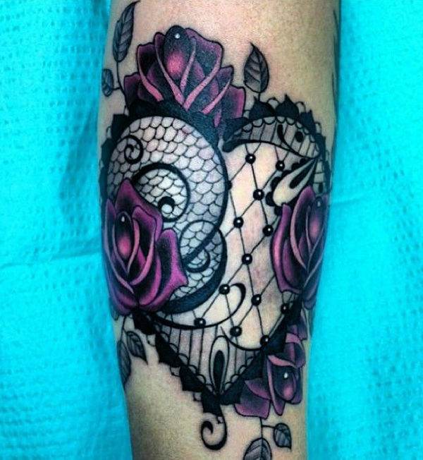 Beautiful Heart Lace Tattoo On Leg