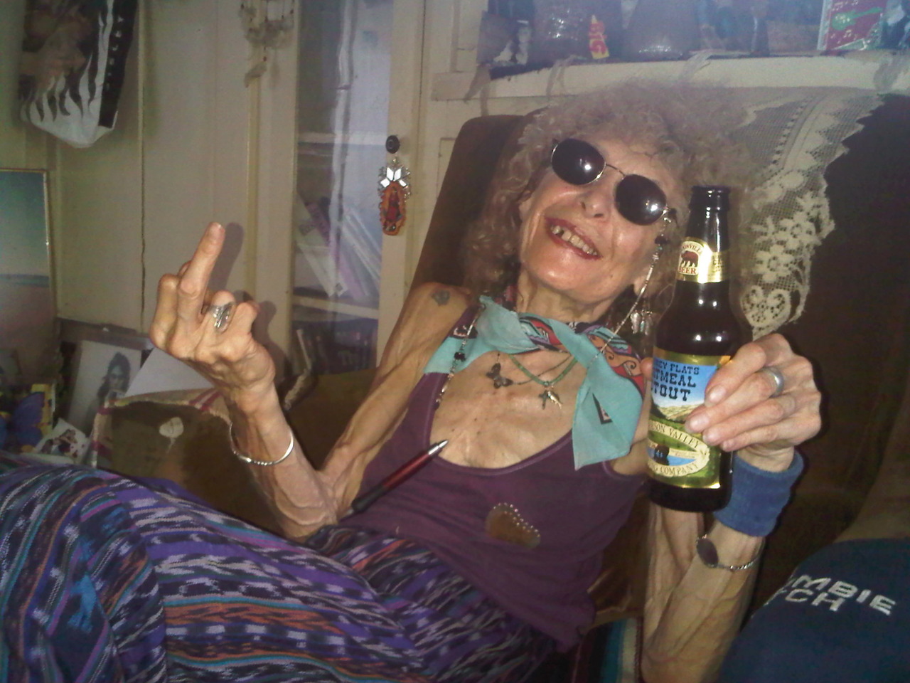 Drunk-Woman-Showing-Middle-Finger-Funny-Picture.jpg.