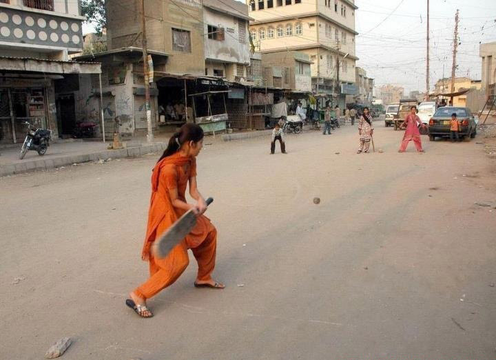 Indian Street Girls Playing Cricket Funny Picture