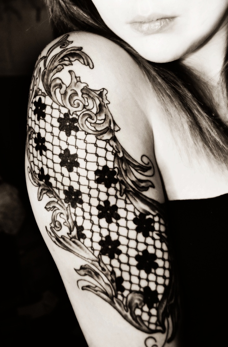 Lace Tattoo On Girl Right Half Sleeve