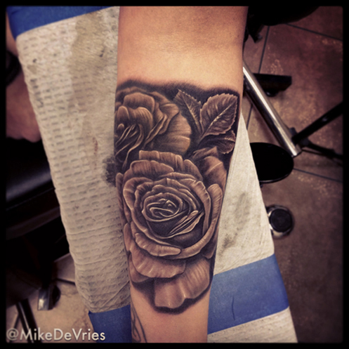 Black And Grey Two Roses Tattoo Design For Forearm