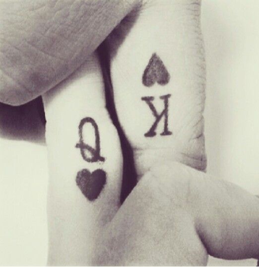 Black Ink King And Queen Playing Card Tattoo On Couple Finger