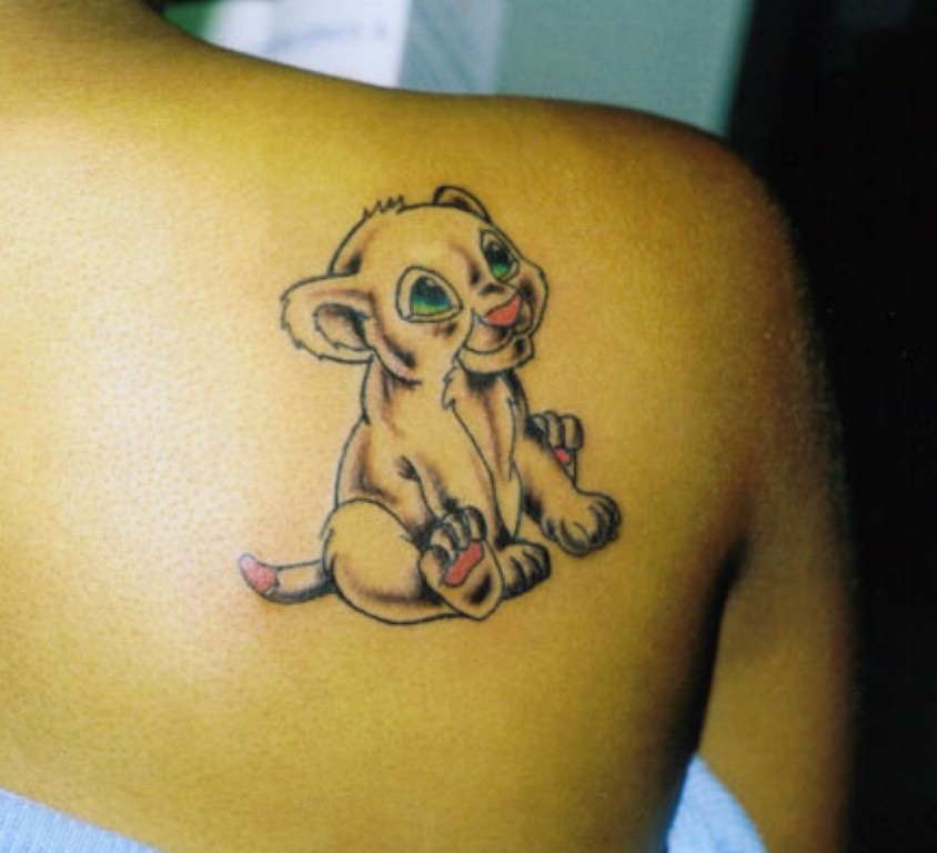 Cute Cub Cartoon Tattoo On Right Back Shoulder