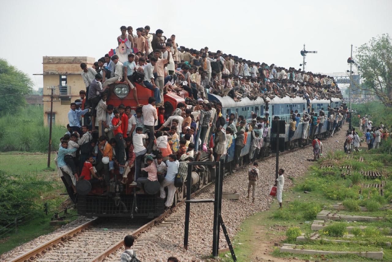 Indian Funny Amazing Train Overloaded