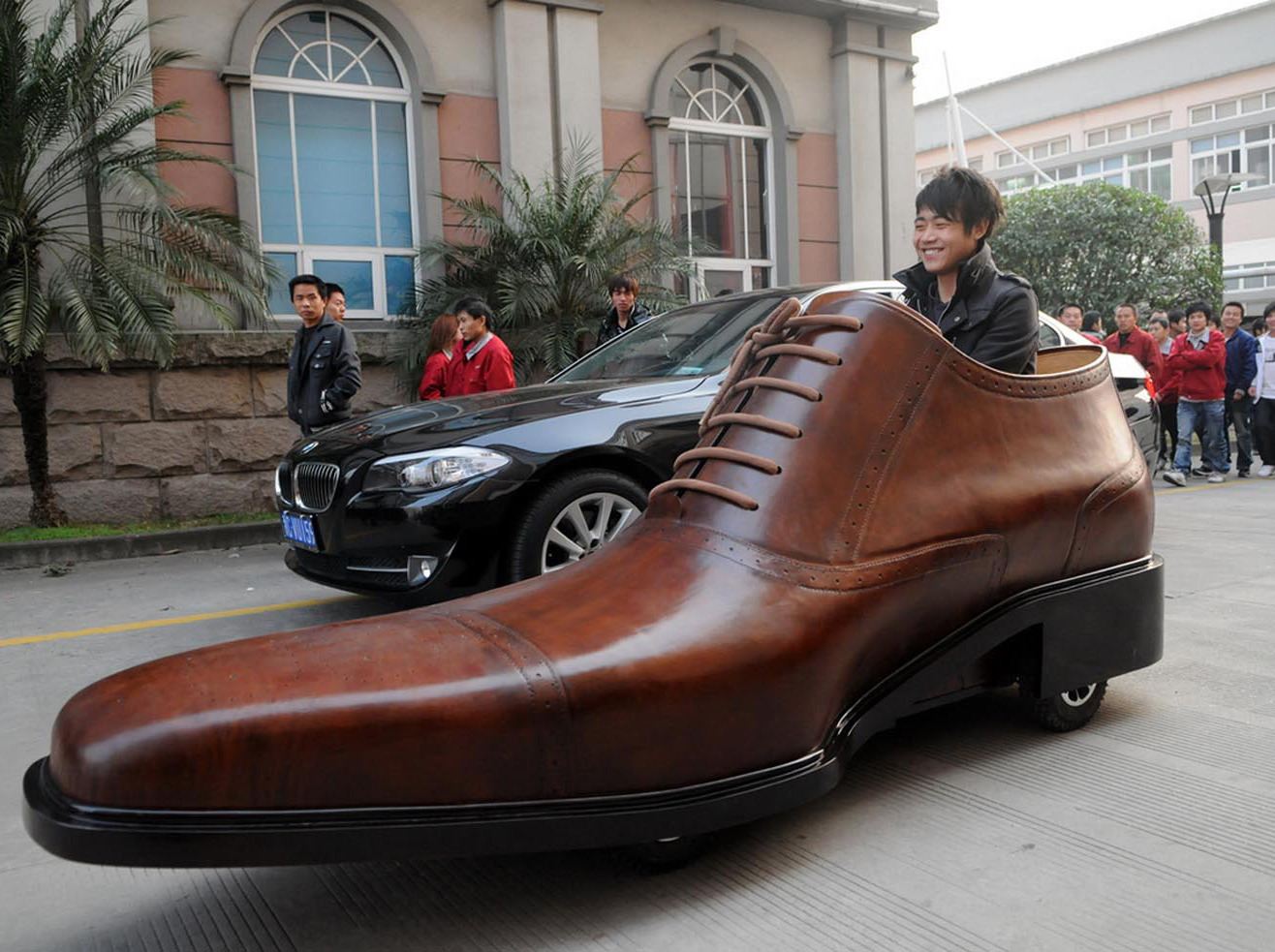 Shoes Shape  Amazing Car Funny Picture