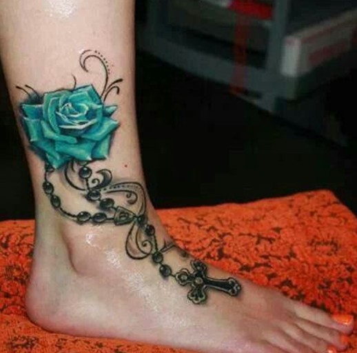 Amazing 3D Green Rose Tattoo On Leg