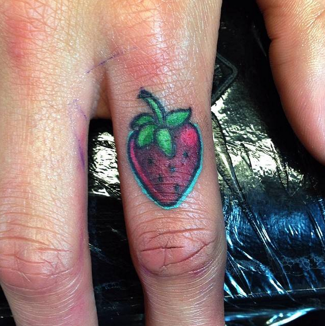 Amazing Strawberry Tattoo On Finger By Chris Hedlund