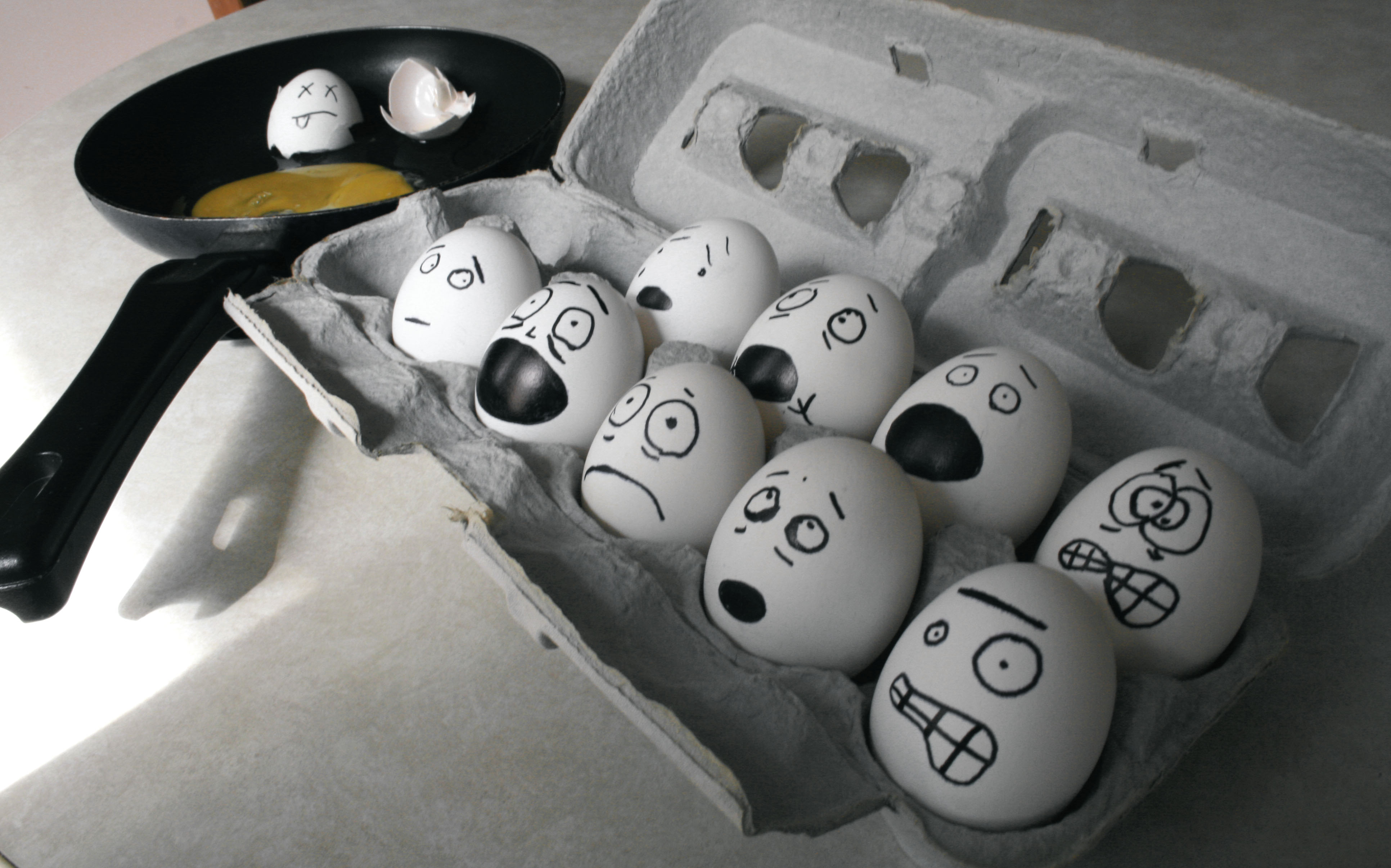 Funny Scared Eggs Picture