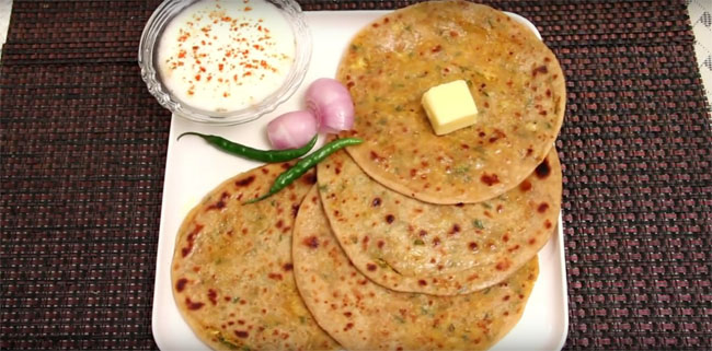 Homemade Gobi Paratha (Cauliflower Stuffed Indian Bread) Recipe