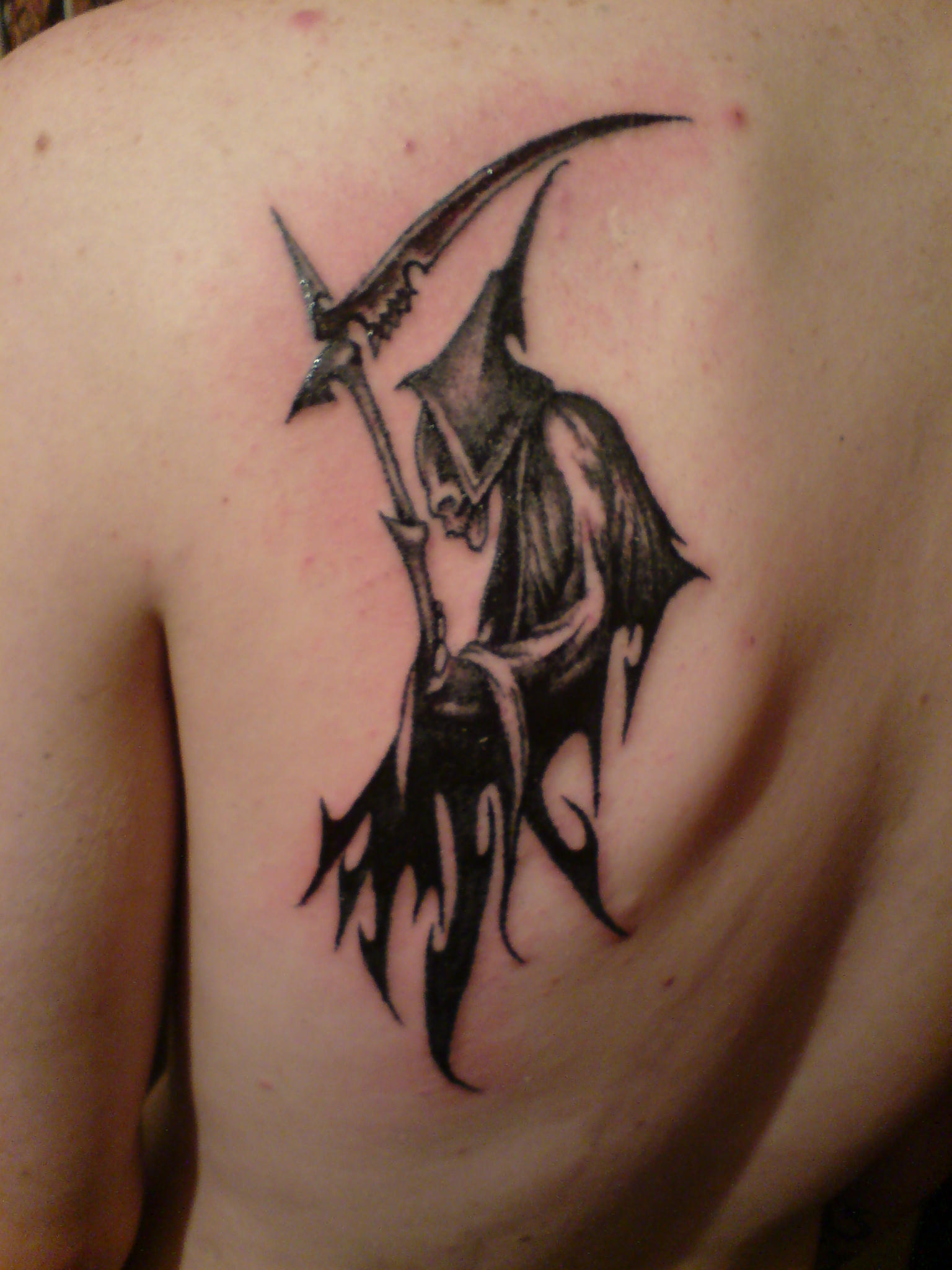 Unique Black Ink Grim Reaper Tattoo On Left Back Shoulder By Richard Harrison