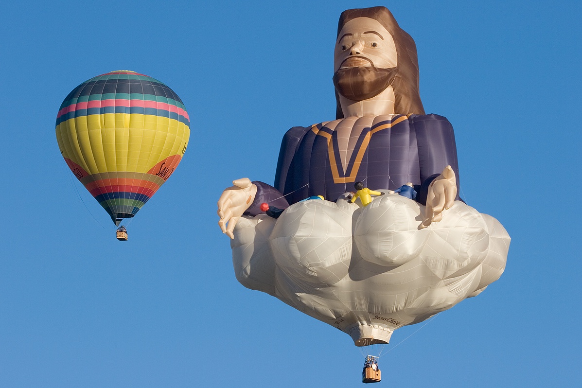 Air Balloon Jesus Funny Picture