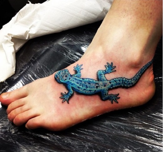 Awesome Blue Ink Gecko Tattoo On Foot