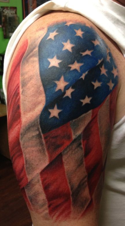 Patriotic USA Flag Tattoo On Right Shoulder
