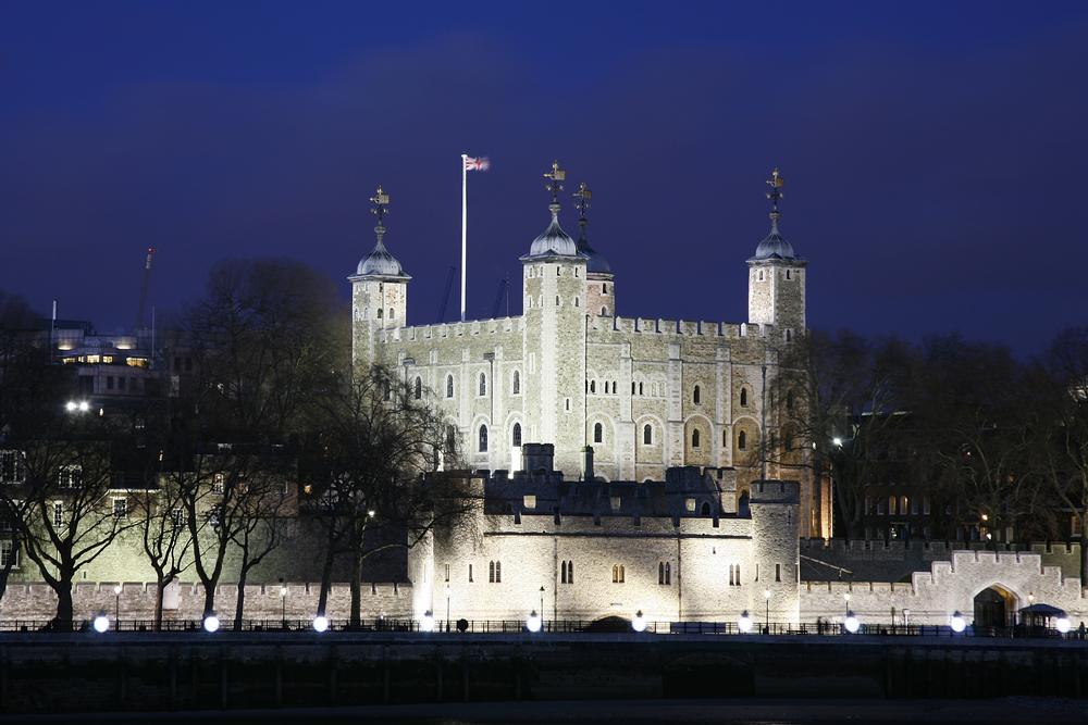 48 Places to Visit in London, England