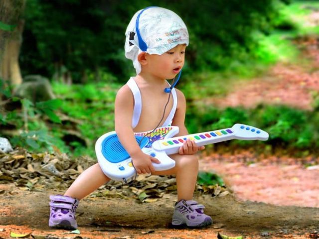 Child With Guitar Funny Picture