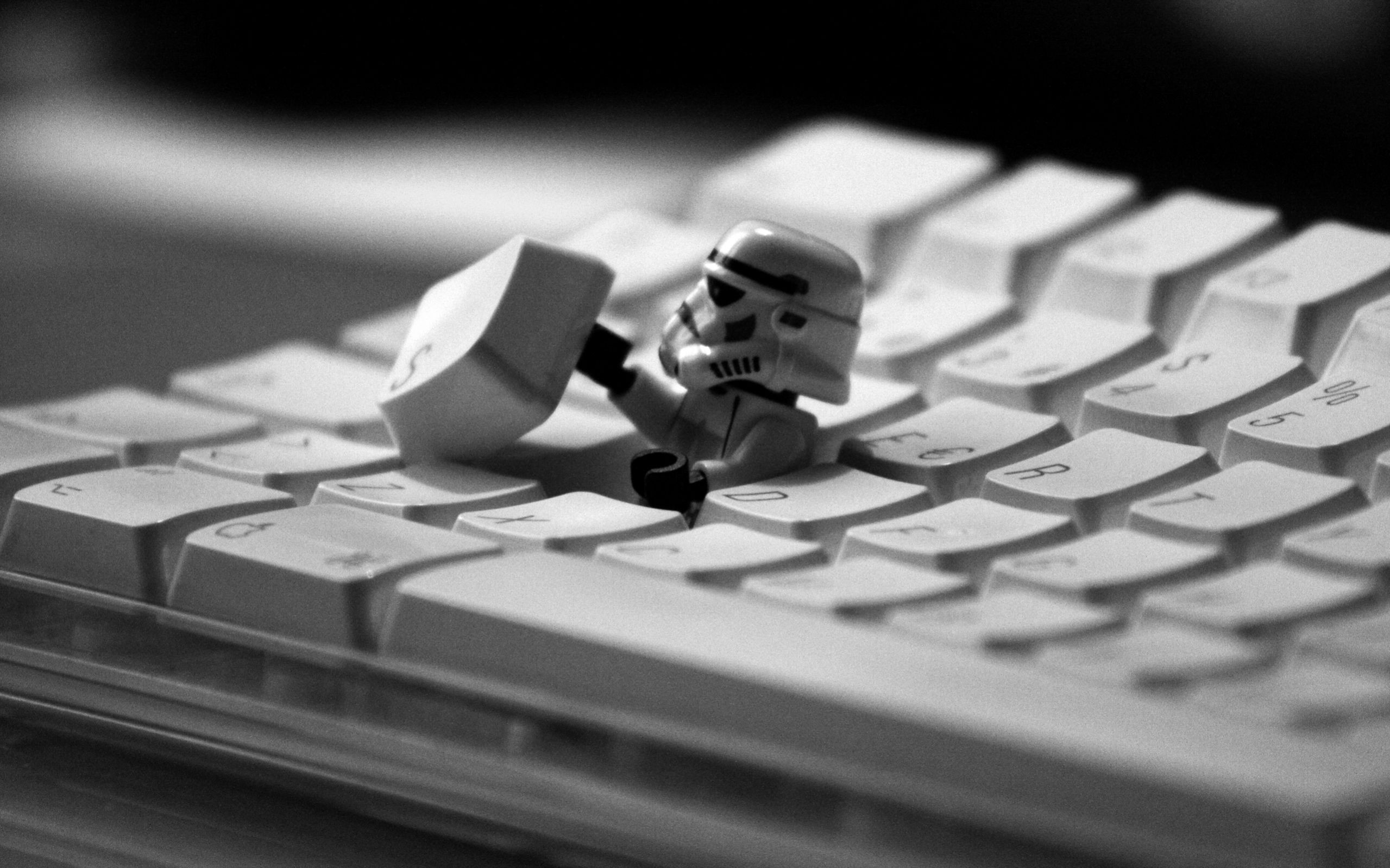 Darth Vader Comes Out From Keyboard Funny Wallpaper