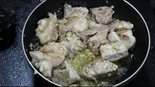 Methi Chicken Recipe - Image 3