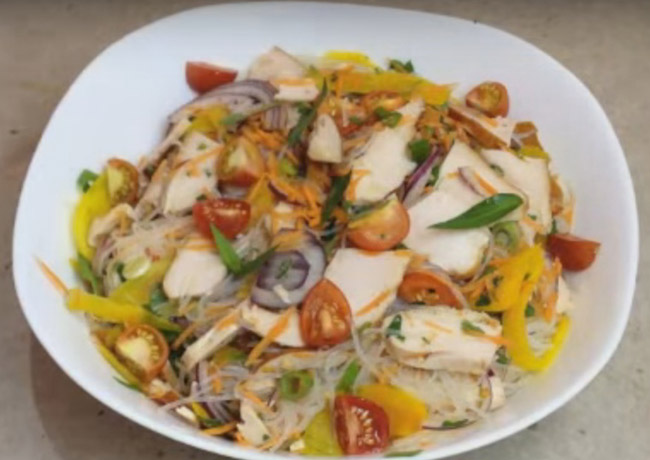 Vietnamese Smoked Chicken Noodle Salad Recipe (Gluten Free)