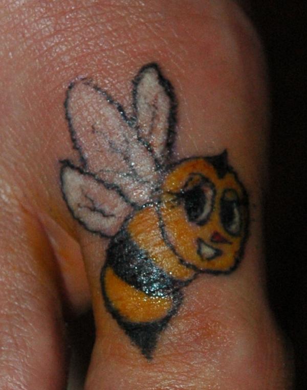 Awesome Bumblebee Tattoo On Toe