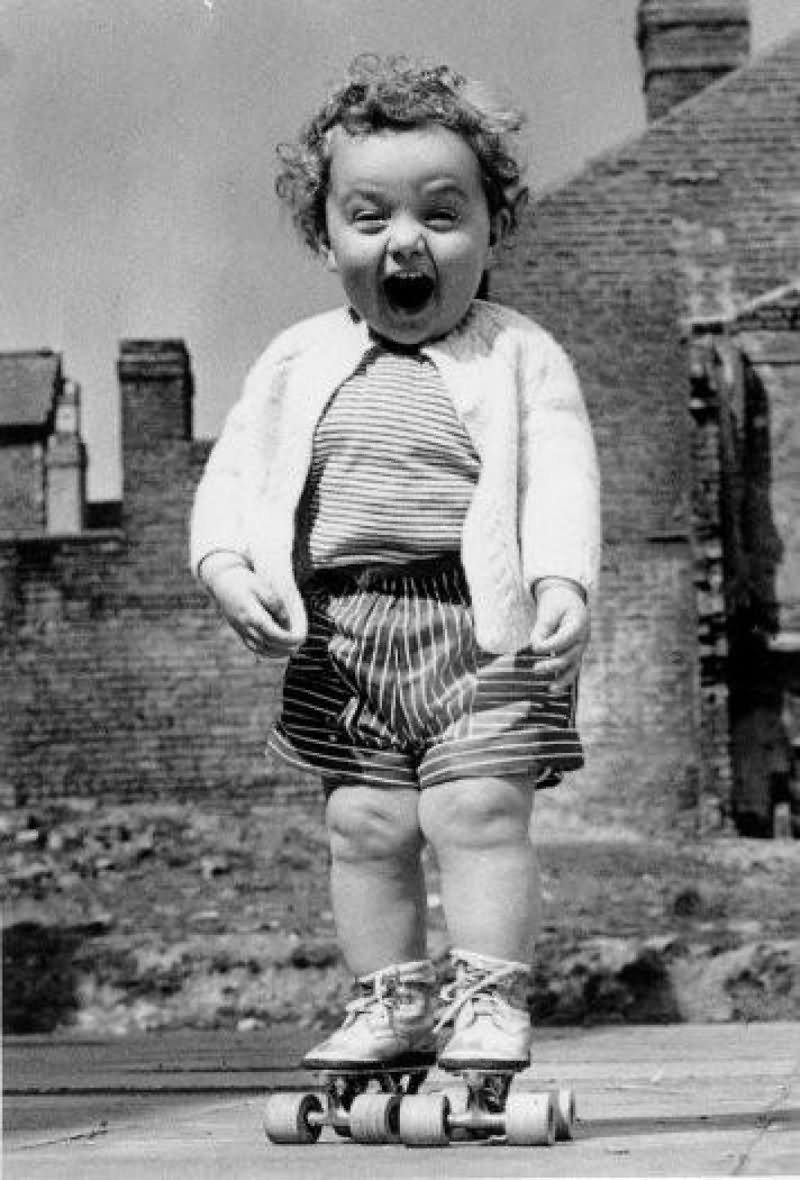 Baby Girl Skating Laughing Face Funny Vintage