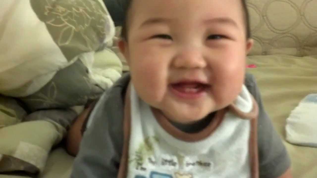 Funny Asian Baby Laughing