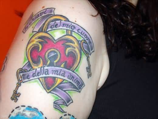 Amazing Colorful Heart Shape Lock And Keys With Banner Tattoo On Girl Right Shoulder